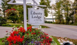 Liberty-Lodge-Entrance